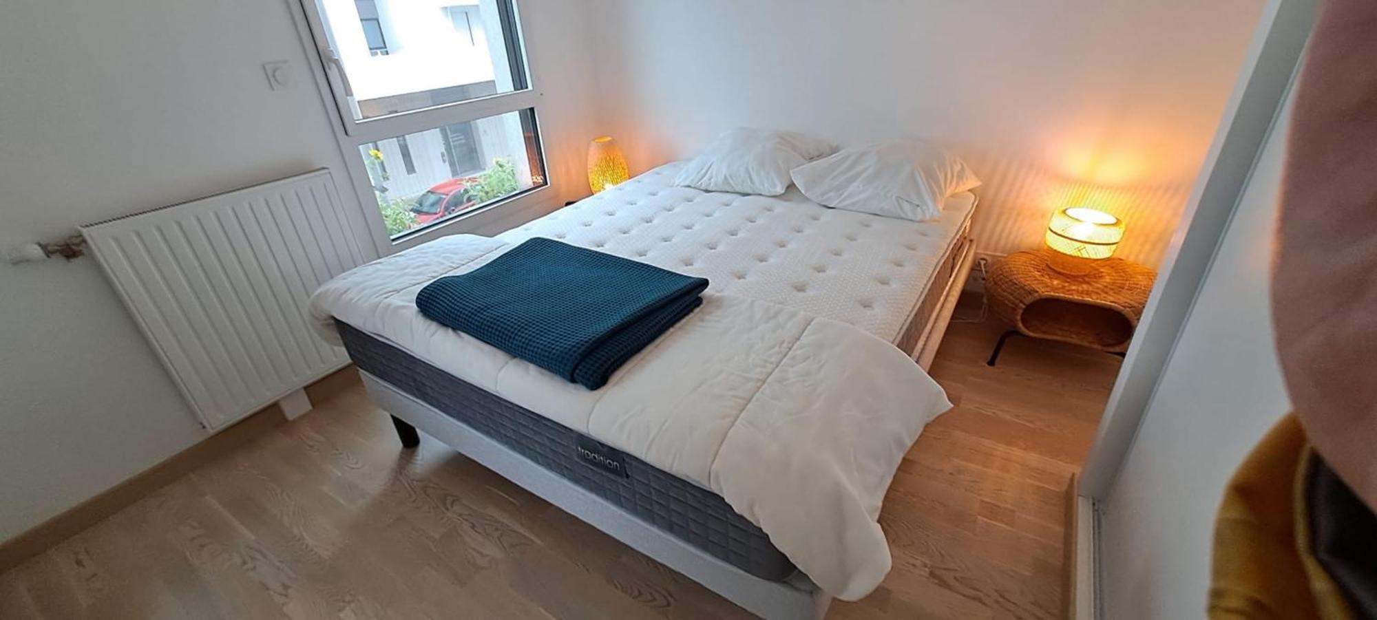 Spacious Near The Sea Apartment